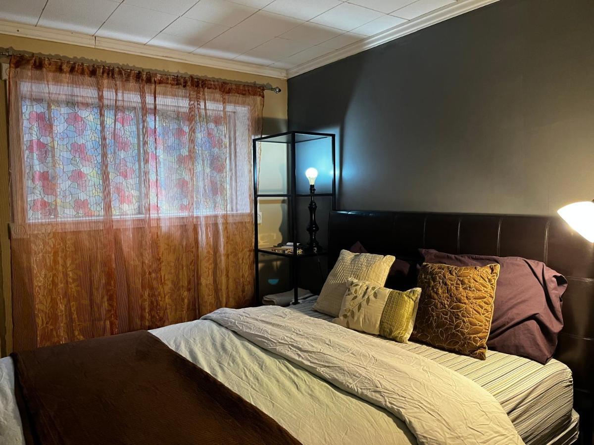YYC Beautiful Room Close Airport! מראה חיצוני תמונה