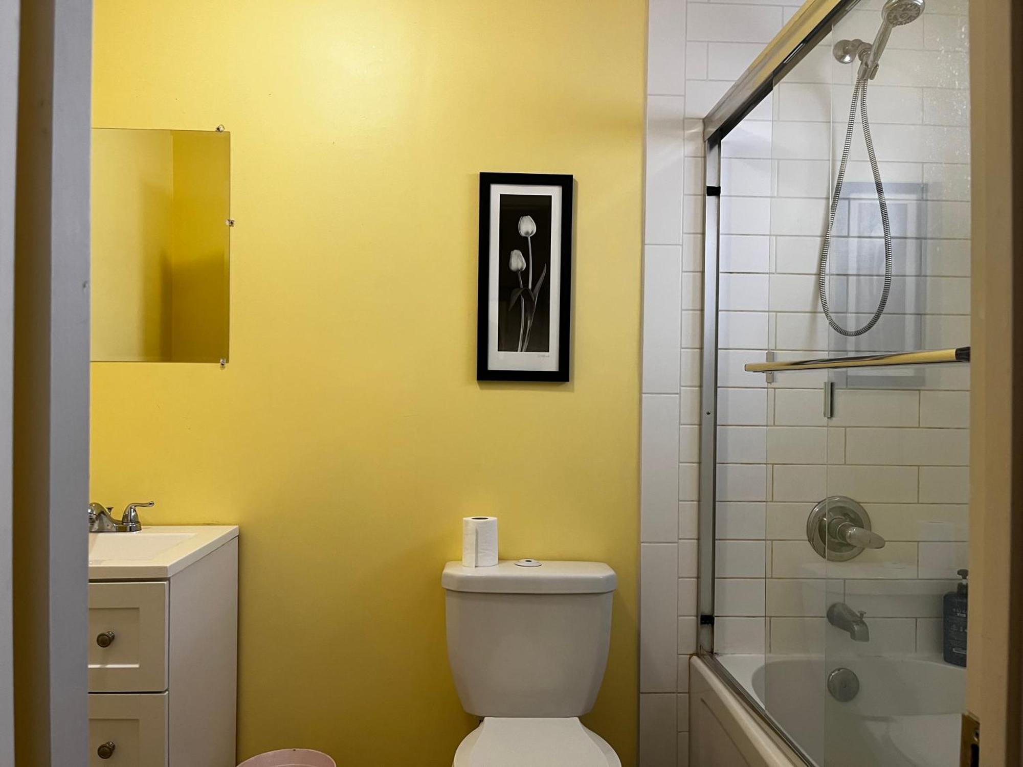 YYC Beautiful Room Close Airport! מראה חיצוני תמונה