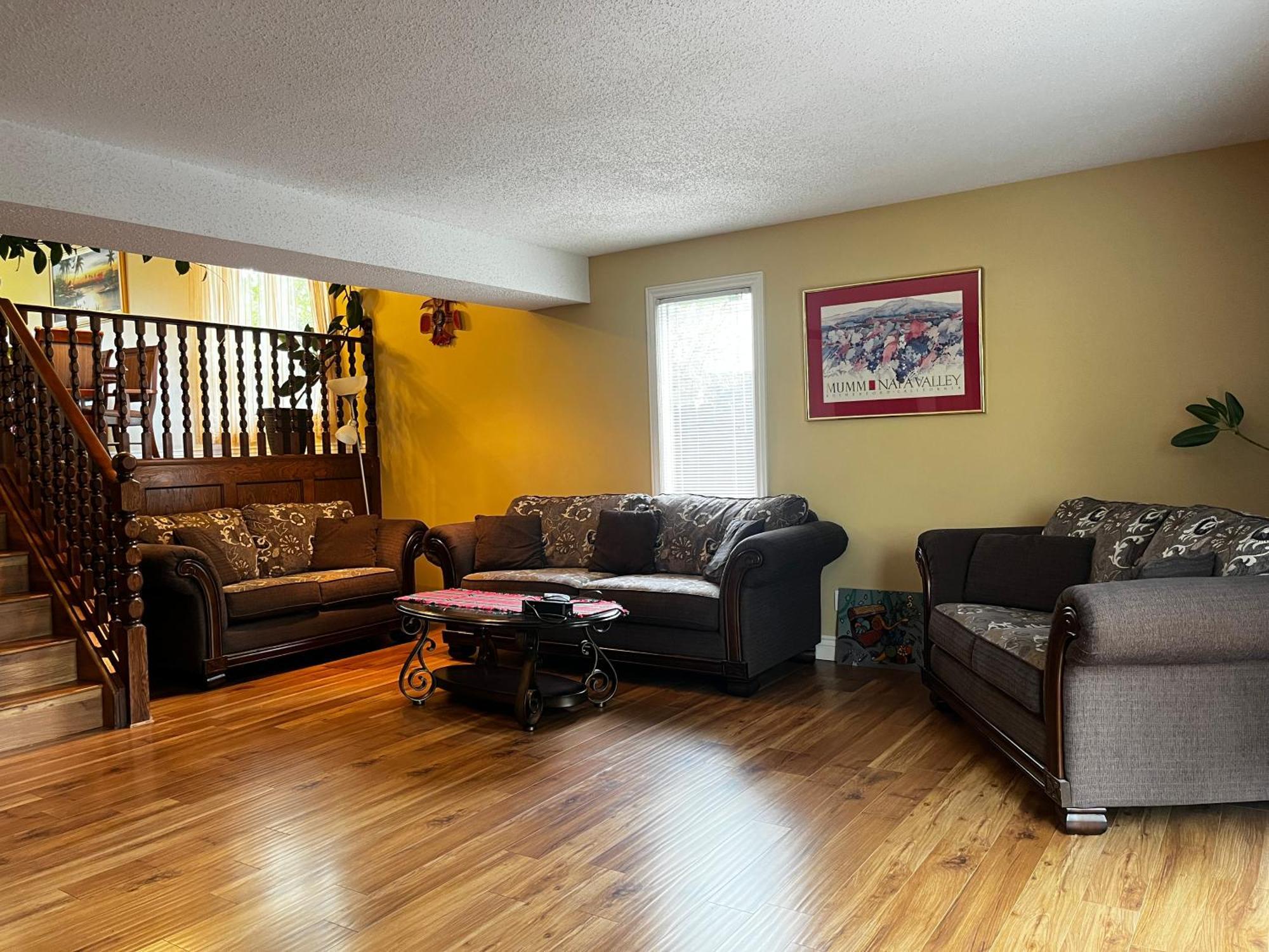 YYC Beautiful Room Close Airport! מראה חיצוני תמונה